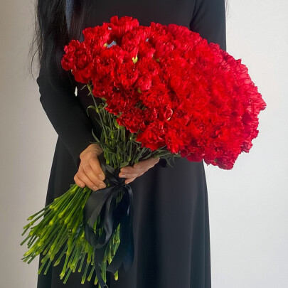 100 Красных Гвоздик (траур) фото