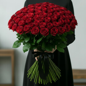 100 Красных Роз 50 см (Траур) фото