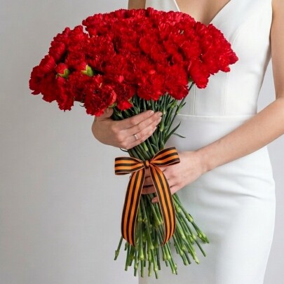 101 Красная Гвоздика фото