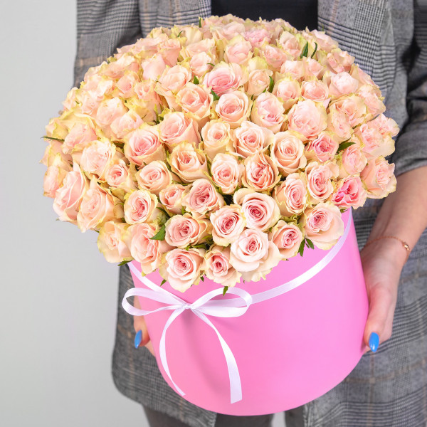 101 Нежно-Розовая Роза (30-40 см.) в коробке