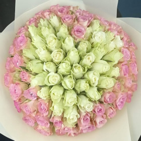 101 Розовая и Белая Роза (40 см.) сердце фото