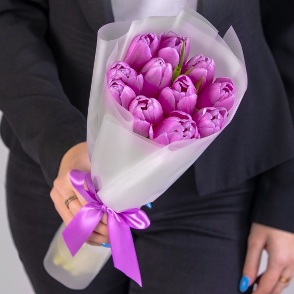 

11 Сиреневых Тюльпанов