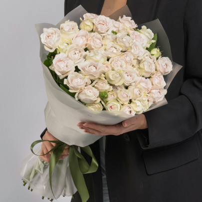 15 Кустовых Пионовидных Сиреневых Роз (50 см.) фото