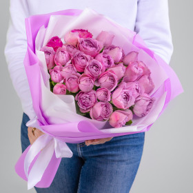 15 Кустовых Пионовидных Сиреневых Роз (40 см.) фото