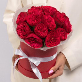 15 Пионовидных Красных Роз (40 см.) в коробке фото