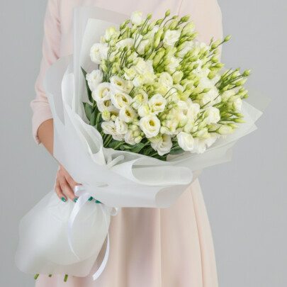 19 Белых Эустом фото