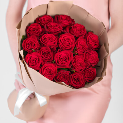 19 Красных Роз (40 см.) фото
