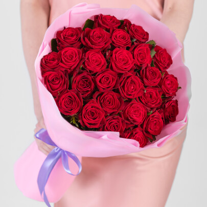 19 Красных Роз (60 см.) фото