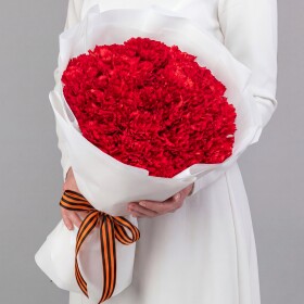 19 Красных Гвоздик в пленке под Георгиевскую ленту фото