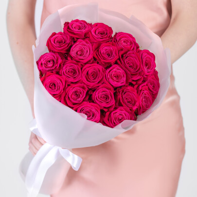 19 Малиновых Роз (50 см.) фото