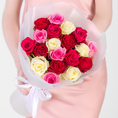 19 Роз Микс (40 см.) фото