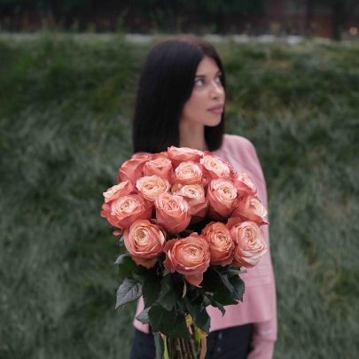 19 Кремовых Роз (50 см.) фото изображение 6