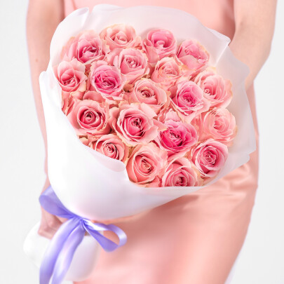 19 Розовых Роз (40 см.) фото