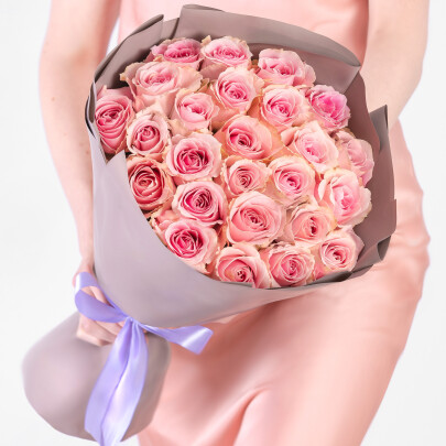 19 Розовых Роз (50 см.) фото