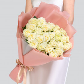 25 Белых Роз (70 см.) фото