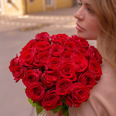 25 Красных Роз (50 см.) фото изображение 2