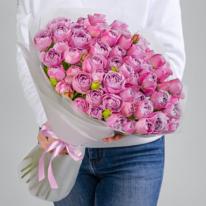 25 Кустовых Пионовидных Сиреневых Роз (40 см.) фото