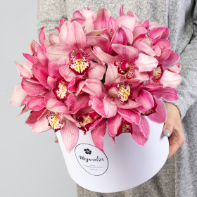 25 Розовых Орхидей в коробке фото