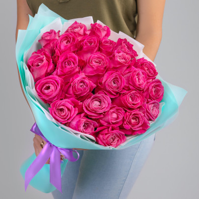 25 Ярко-Розовых Роз (50 см.)фото