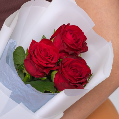3 Красные Розы (70 см.) фото изображение 2