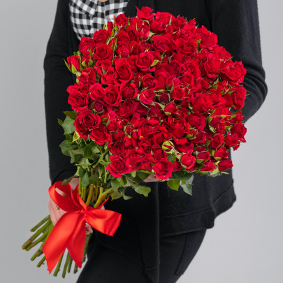 35 Кустовых Красных Роз (50 см.) фото