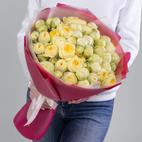 35 Кустовых Пионовидных Желтых Роз (40 см.) фото