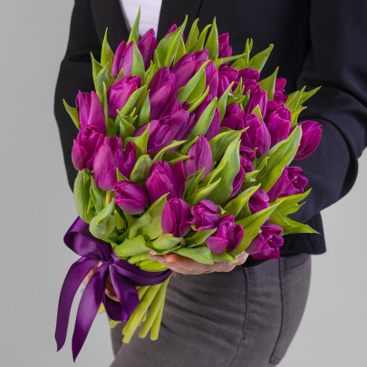 45 Фиолетовых Тюльпанов фото