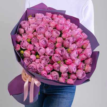 45 Кустовых Пионовидных Сиреневых Роз (40 см.) фото