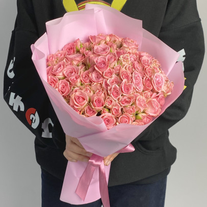 45 Кустовых Розовых Роз (40 см.) фото