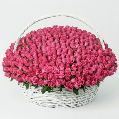 501 Ярко-Розовая Роза Ревиваль в корзине фото
