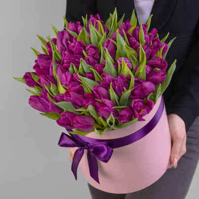 51 Фиолетовый Тюльпан в коробке фото