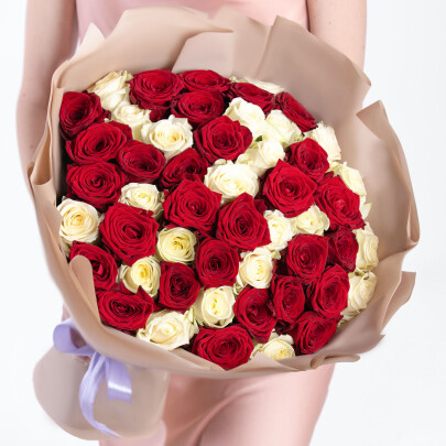 51 Красно-Белая Роза (40 см.) фото