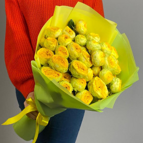 7 Желтых Кустовых Пионовидных Роз (40 см.) фото