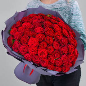 75 Красных Роз (40 см.) в упаковке фото