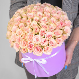75 Нежно-Розовых Роз (40 см.) в коробке фото