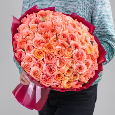 75 Пионовидных Розовых Роз (40 см.) фото