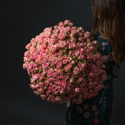 75 Кустовых Розовых Роз (50 см.) фото изображение 2