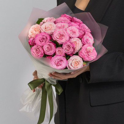 9 Кустовых Пионовидных Розовых Роз (50 см.) фото