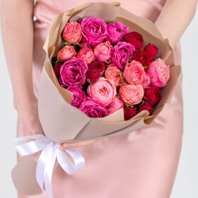 9 Кустовых Пионовидных Роз Микс (40 см.) фото