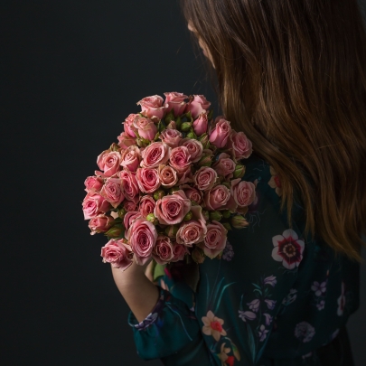 9 Кустовых Розовых Роз (50 см.) фото изображение 3