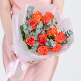 9 Ярко-Оранжевых Роз (50 см.) фото