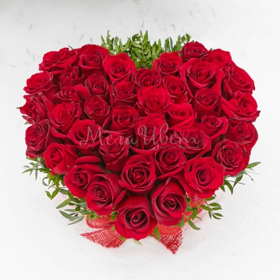 35 Красных Роз в коробке сердце фото изображение 3