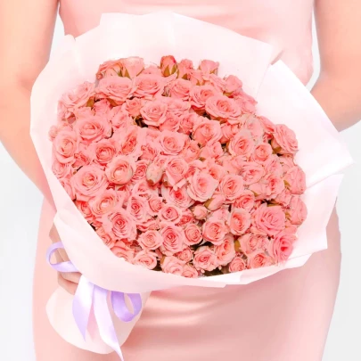 35 Кустовых Розовых Роз Лидия (40 см.)