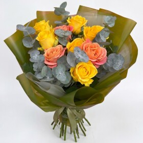Букет дня "Аромат Весны" в упаковке фото