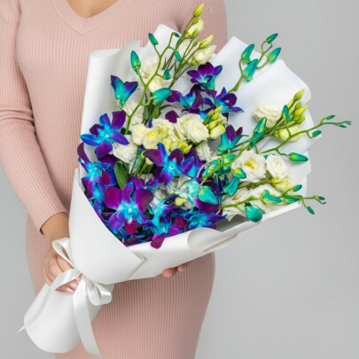 Букет "Эустома Белая и Синяя Орхидея Дендробиум" фото