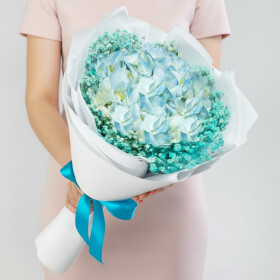 Букет "Гипсофила и Голубая Гортензия" фото