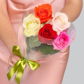 5 Разноцветных Роз Микс 40 см в прозрачной пленке под ленту (Корпоративный)
