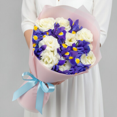 Букет "Эустомы и Ирисы" мини фото