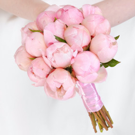 Букет невесты &quot;15 Розовых Пионов&quot; фото