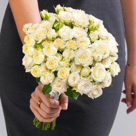 Букет невесты "Белая Кустовая Роза" фото